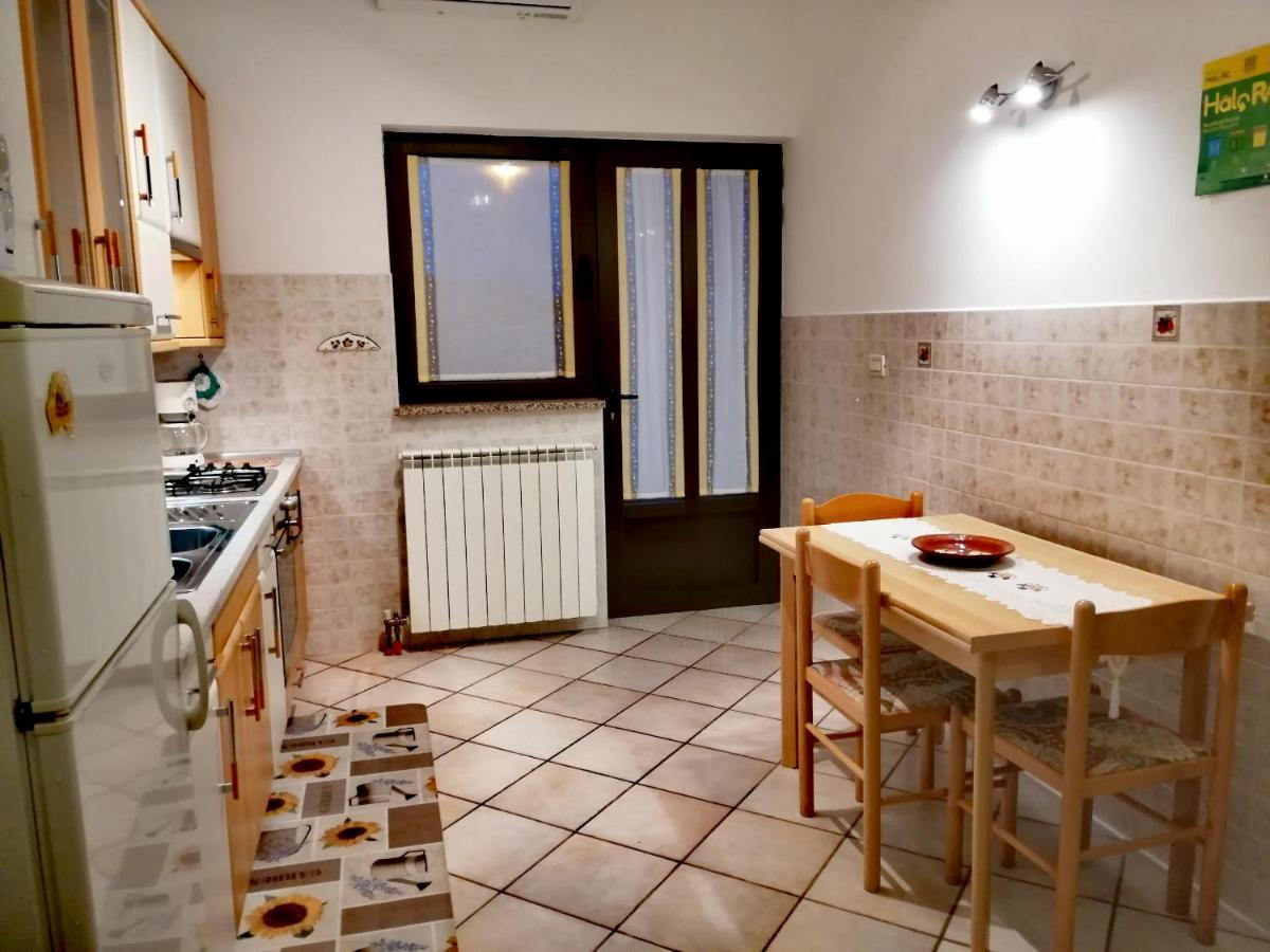 Room And Apartment Lea Ρόβινι Εξωτερικό φωτογραφία